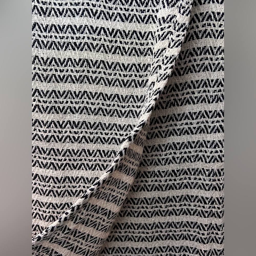 NWT Montini Throw Blanket 100% cotton weave 50”x60”